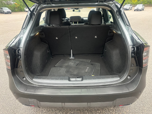Used 2025 Nissan Kicks S FWD image 10