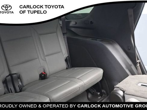Used 2021 GMC Yukon SLT w/ SLT Luxury Plus Package AWD/4WD image 46