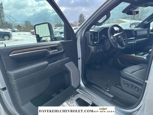 Used 2024 Chevrolet Silverado 3500 High Country w/ High Country Premium Package image 15