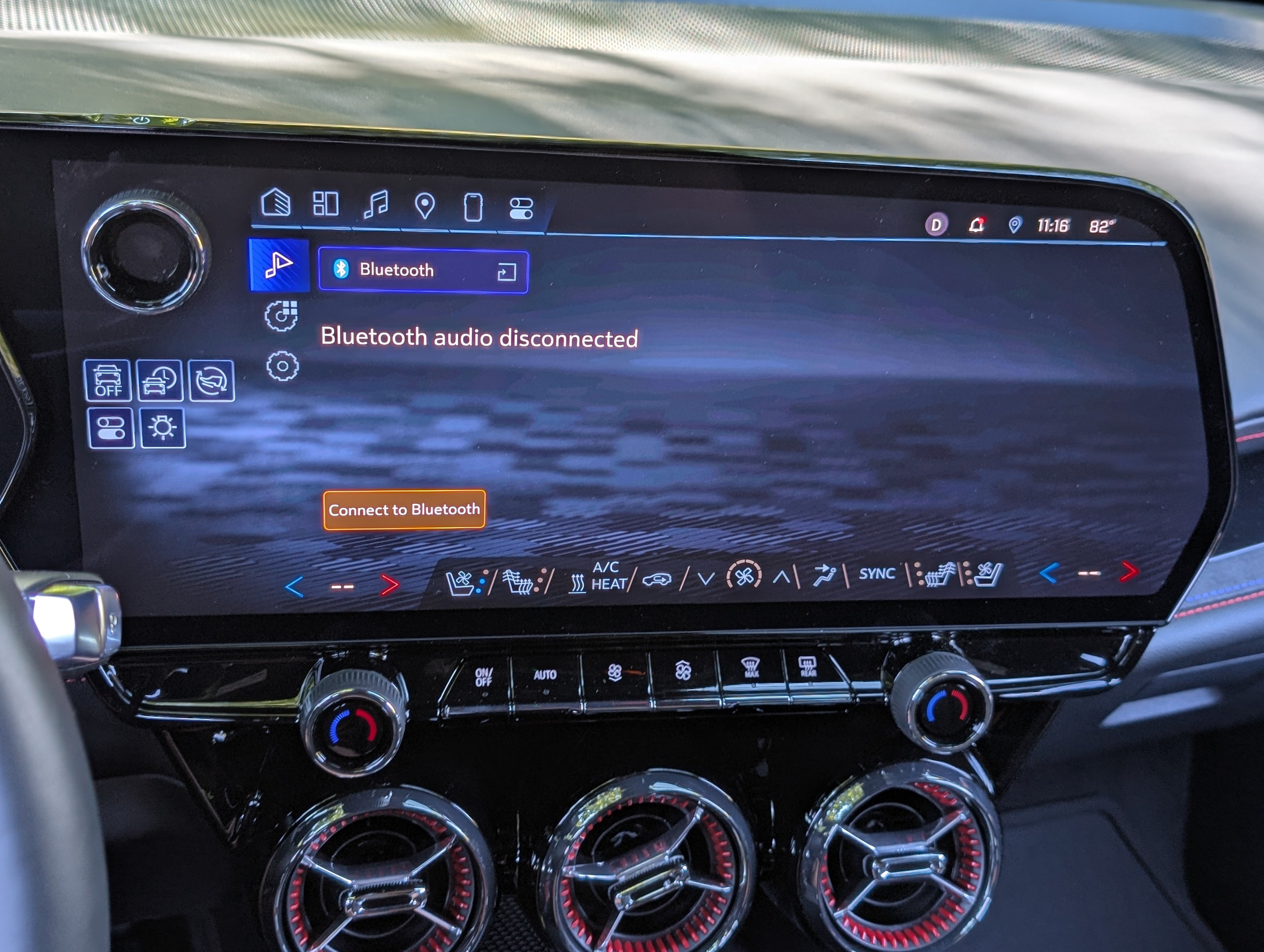 Used 2025 Chevrolet Blazer EV RS AWD/4WD image 28