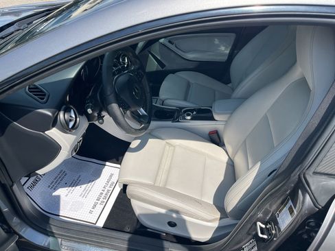 Used 2016 Mercedes-Benz CLA 250 4MATIC image 10