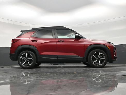 Used 2021 Chevrolet TrailBlazer RS w/ Technology Package FWD image 25