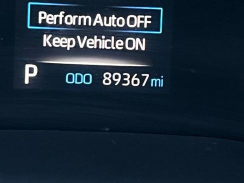 Used 2021 Toyota Sienna XLE image 21