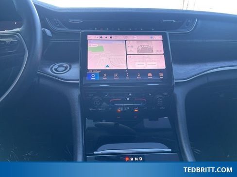 Used 2022 Jeep Grand Cherokee L Limited image 31