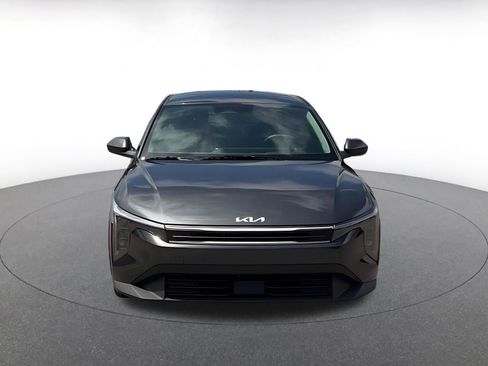 Used 2025 Kia K4 FWD image 3