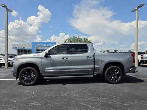 Used 2026 Chevrolet Silverado 1500 High Country AWD/4WD image 3
