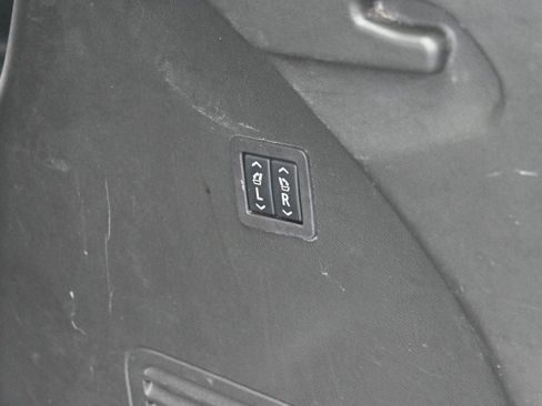 Used 2019 Buick Enclave Avenir w/ Avenir Technology Package image 10