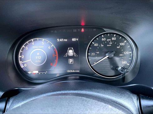 Used 2023 Nissan Kicks SR image 13