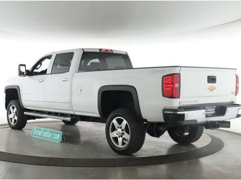 Used 2017 Chevrolet Silverado 2500 LT w/ LT Fleet Convenience Package AWD/4WD image 8