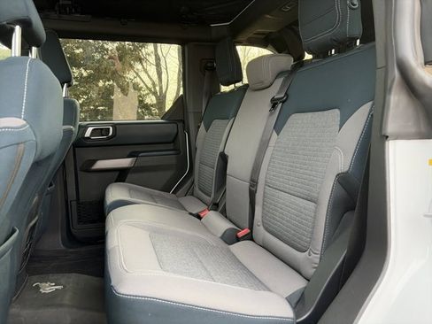 Used 2022 Ford Bronco Outer Banks image 14