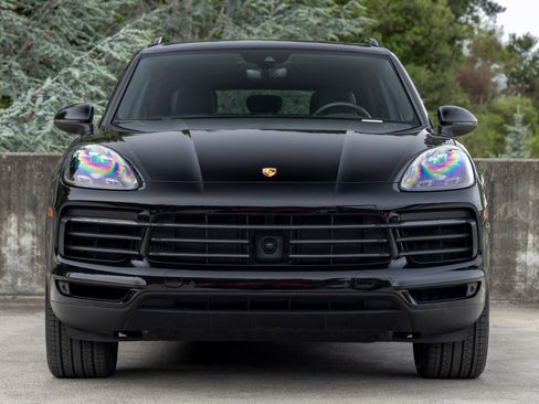 Certified 2023 Porsche Cayenne Platinum Edition AWD/4WD image 8