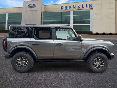 New 2025 Ford Bronco Badlands AWD/4WD image 8