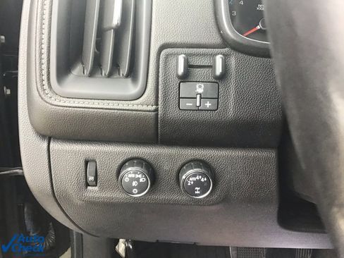 Used 2020 GMC Canyon Denali image 35