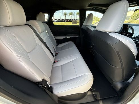 New 2026 Lexus RX 350 Premium Plus image 17