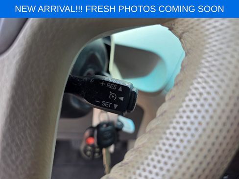Used 2011 Toyota Sienna XLE FWD image 12