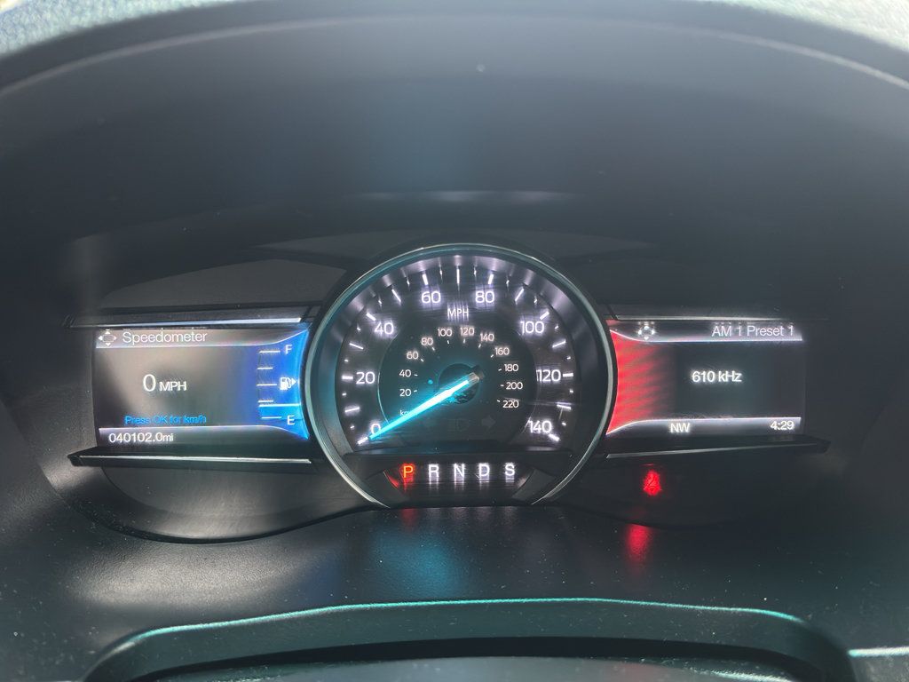 Used 2016 Ford Explorer XLT w/ Equipment Group 201A AWD/4WD image 17