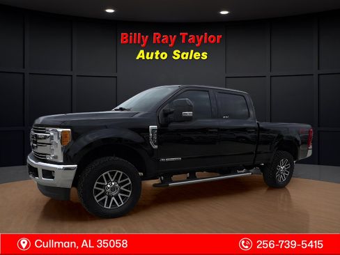 Used 2017 Ford F250 Lariat w/ Lariat Value Package image 1