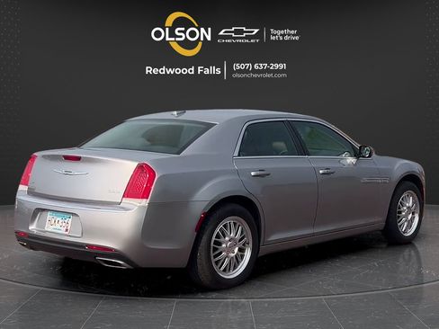 Used 2015 Chrysler 300 Limited w/ Driver Convenience Group AWD/4WD image 5