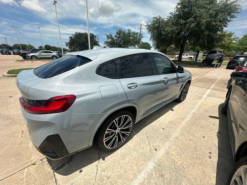 Used 2022 BMW X4 xDrive30i w/ M Sport Package 2 AWD/4WD image 12