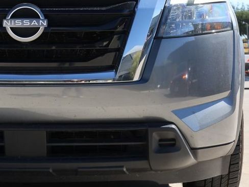 Used 2023 Nissan Pathfinder SV image 6