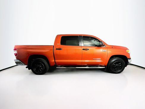 Used 2017 Toyota Tundra SR5 AWD/4WD image 10