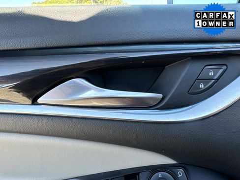 Used 2021 Buick Enclave Essence w/ Sound and Sites Package image 22