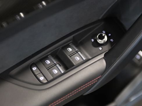 Used 2023 Audi SQ5 Premium Plus w/ Premium Plus Package AWD/4WD image 15