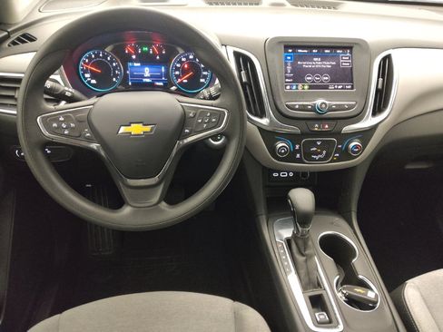 Used 2024 Chevrolet Equinox LS w/ LS Convenience Package image 22