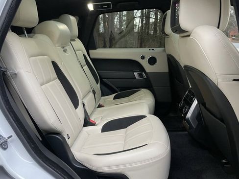 Used 2019 Land Rover Range Rover Sport Supercharged image 18
