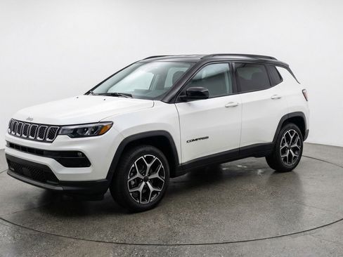 Used 2025 Jeep Compass Limited AWD/4WD image 3