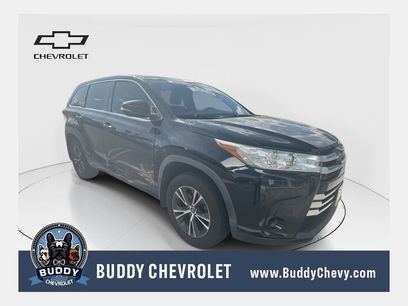 Used 2018 Toyota Highlander LE