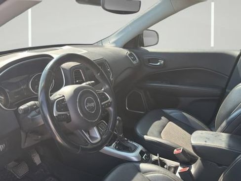 Certified 2020 Jeep Compass Latitude AWD/4WD image 9