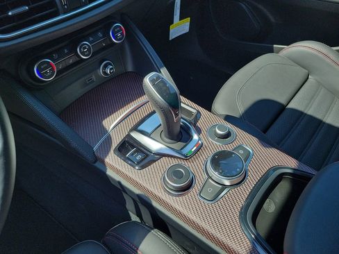 New 2024 Alfa Romeo Stelvio Quadrifoglio image 11