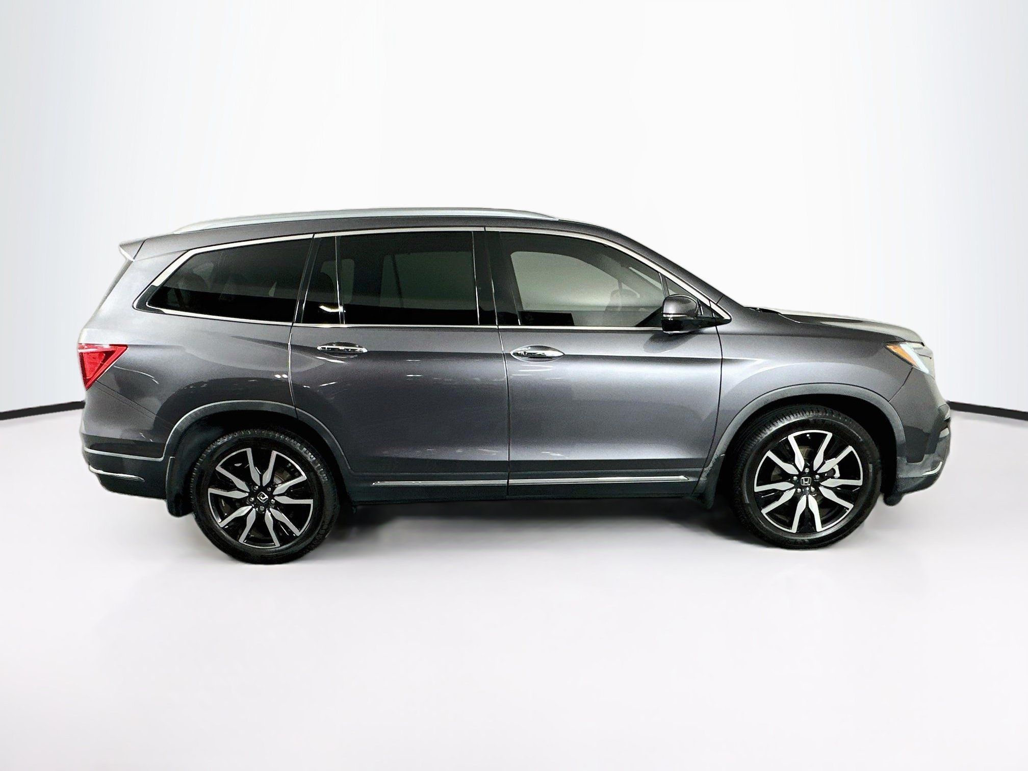 Used 2019 Honda Pilot Touring image 10