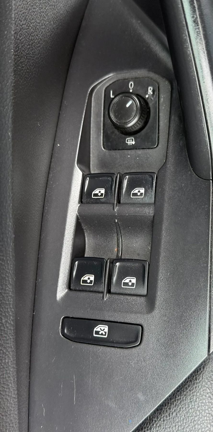 Used 2019 Volkswagen Jetta S FWD image 22
