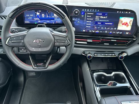 Used 2024 Chevrolet Silverado EV RST image 16