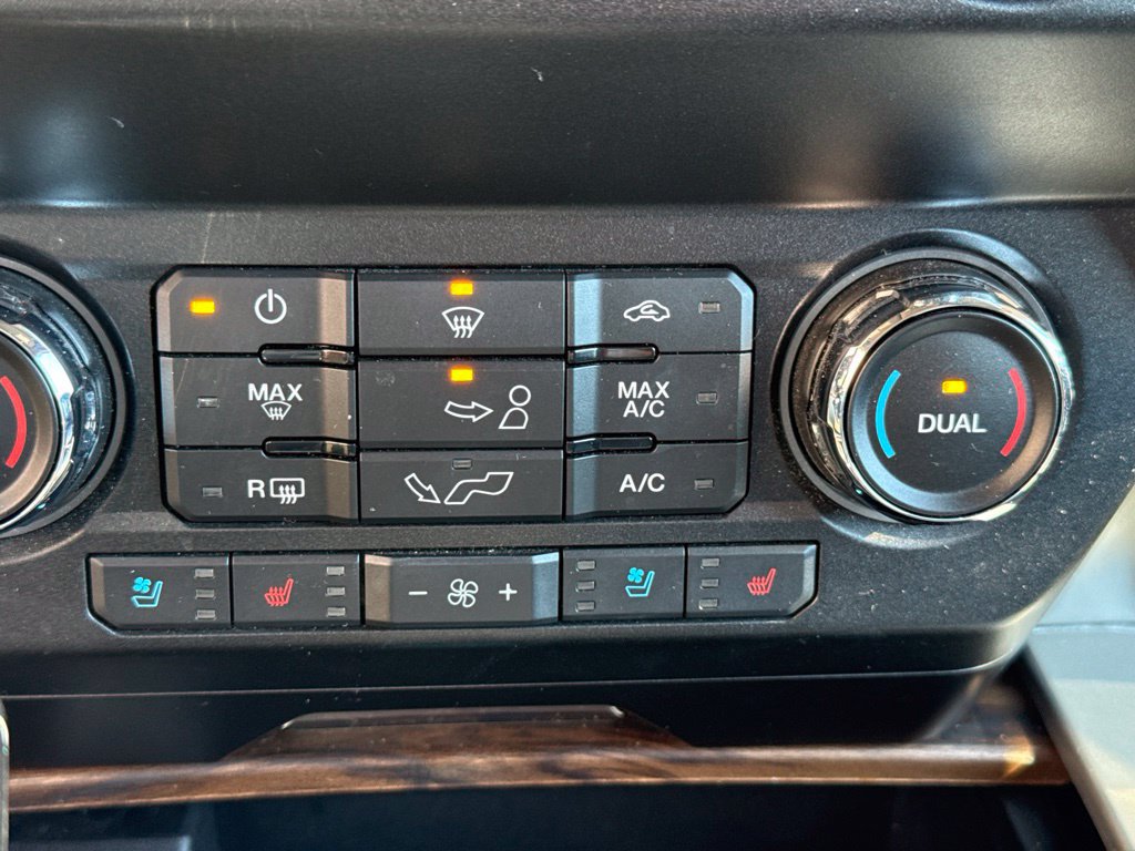 Used 2019 Ford F150 Lariat RWD image 23