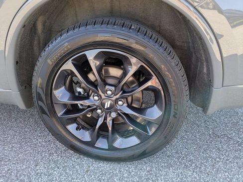 Used 2025 Dodge Durango GT AWD/4WD image 15