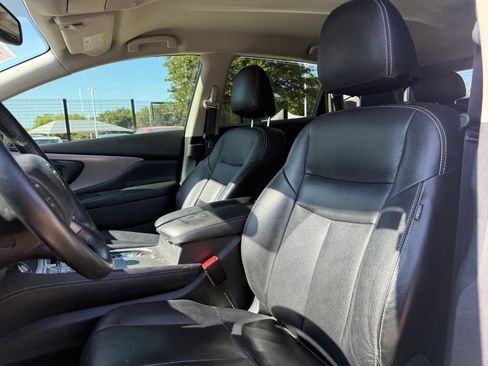 Used 2019 Nissan Murano SV FWD image 11