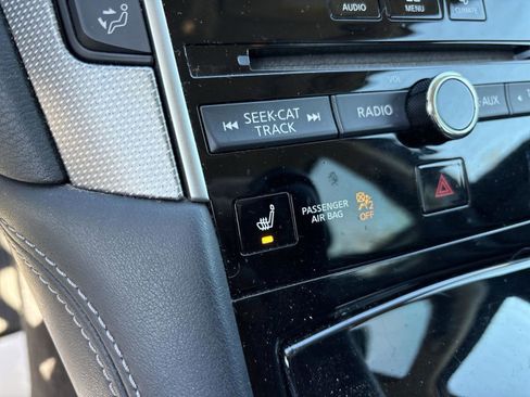 Used 2015 INFINITI Q50 Premium w/ Navigation Package image 30