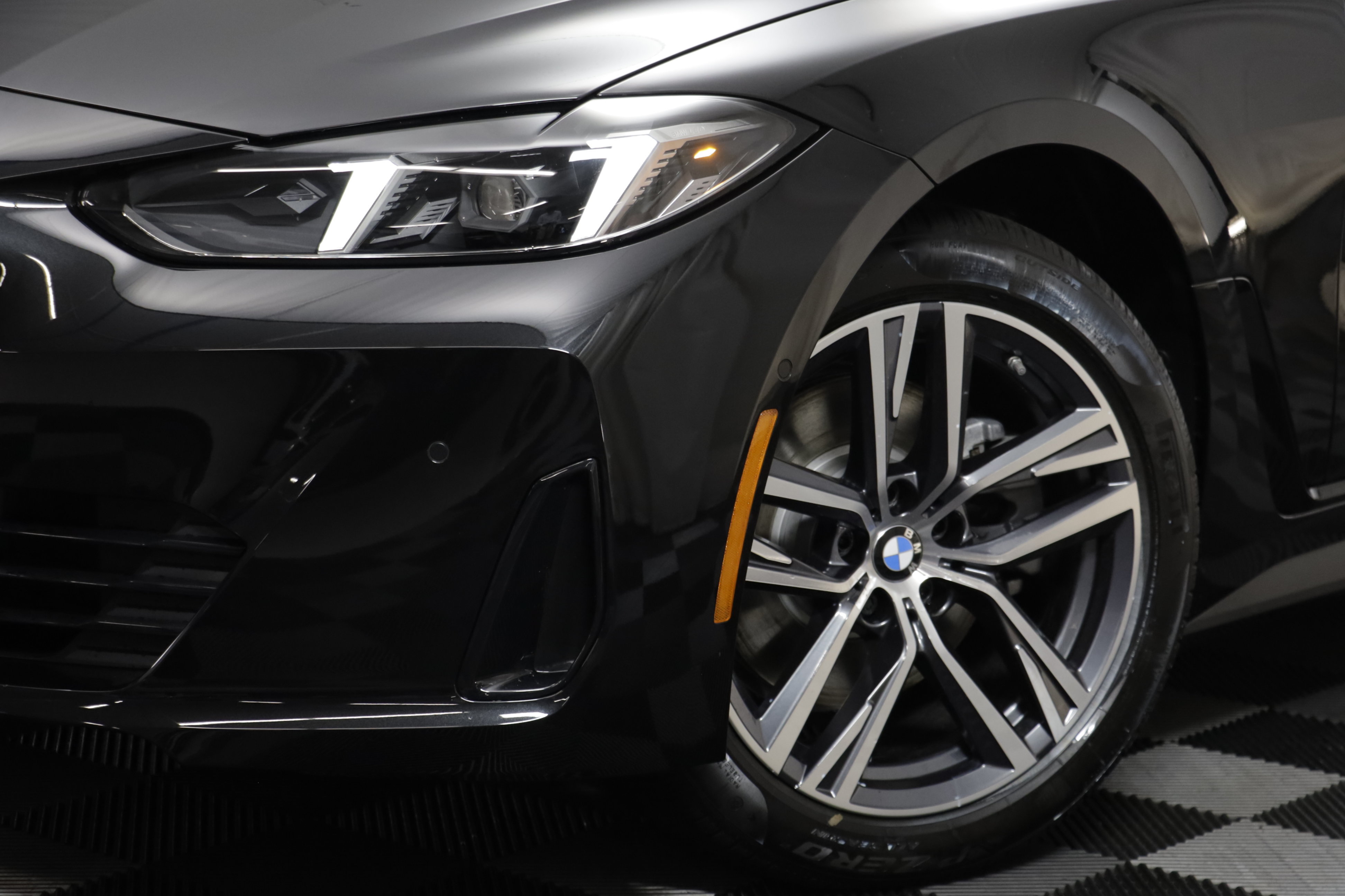 New 2026 BMW 430i xDrive w/ Premium Package AWD/4WD image 4