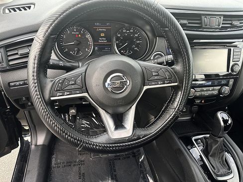 Used 2019 Nissan Rogue Sport SV w/ All-Weather Package image 19