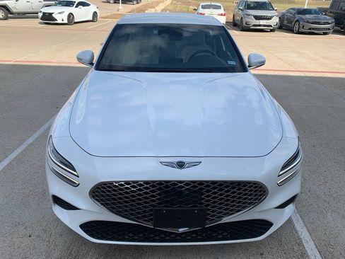 Used 2024 Genesis G70 2.5T image 8