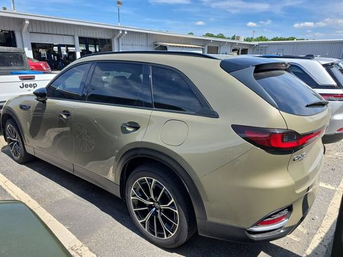 Certified 2025 MAZDA CX-70 Plug-In Hybrid w/ Premium Plus AWD/4WD image 3
