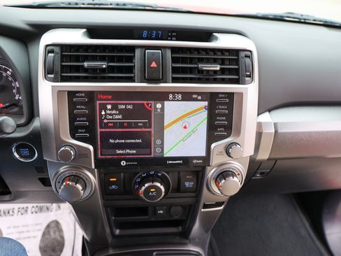 Used 2022 Toyota 4Runner SR5 Premium w/ Moonroof Package RWD image 22