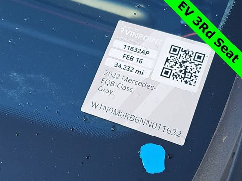 Used 2022 Mercedes-Benz EQB 300 4MATIC w/ AMG Night Package image 25