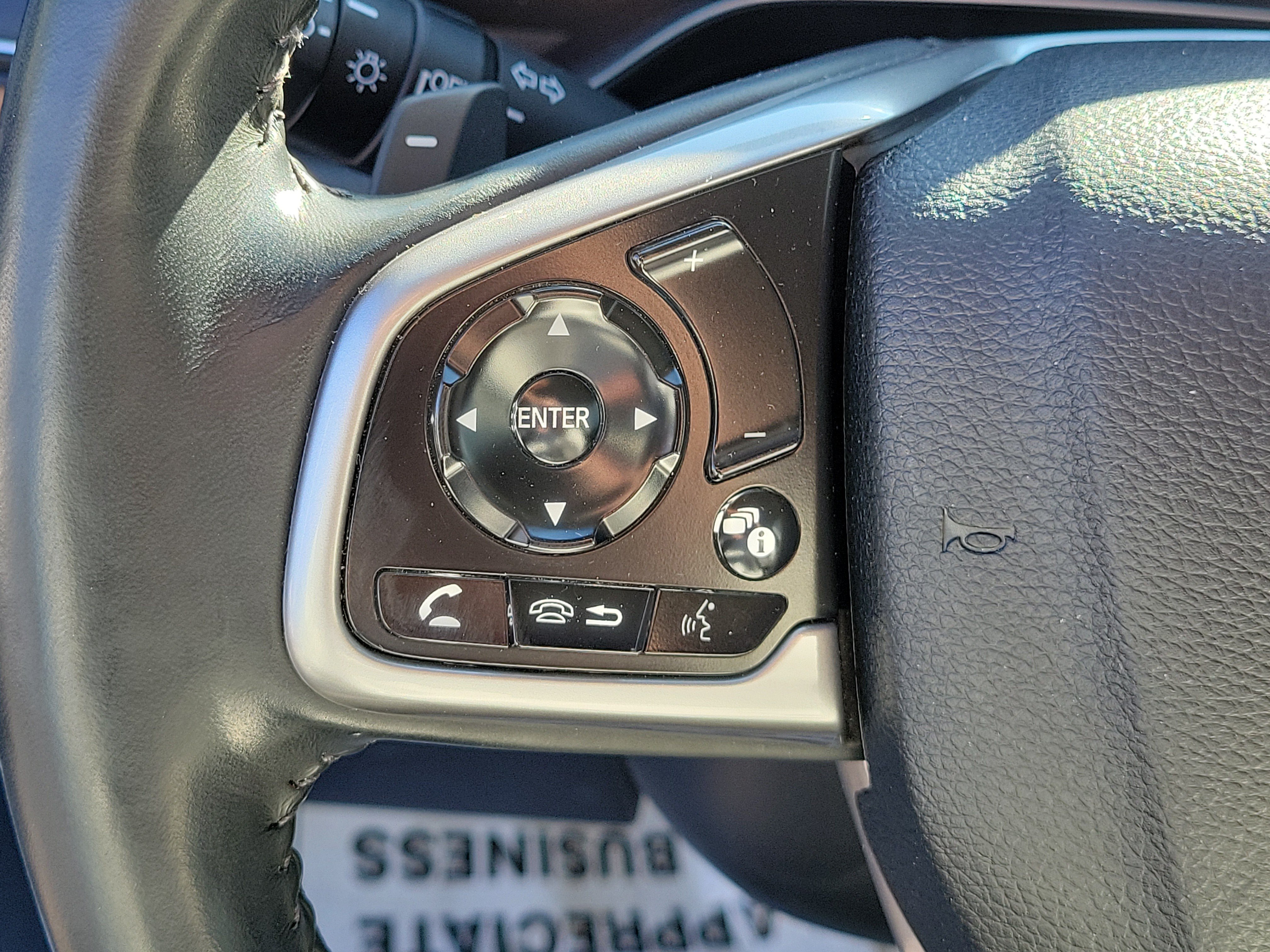 Used 2020 Honda CR-V Touring image 23