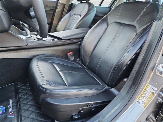 Used 2019 Alfa Romeo Giulia RWD image 15