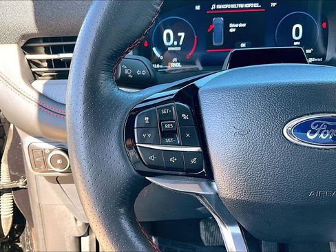 Certified 2025 Ford Explorer ST-Line w/ ST-Line Street Pack image 18