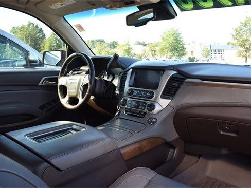 Used 2019 GMC Yukon Denali w/ Denali Ultimate Package image 35